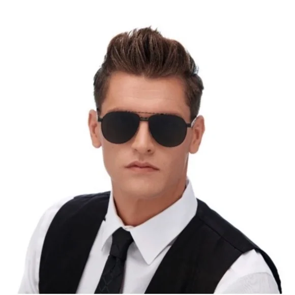 Versace | Accessories | Versace Ve229 Sunglasses With Case  display picture 2